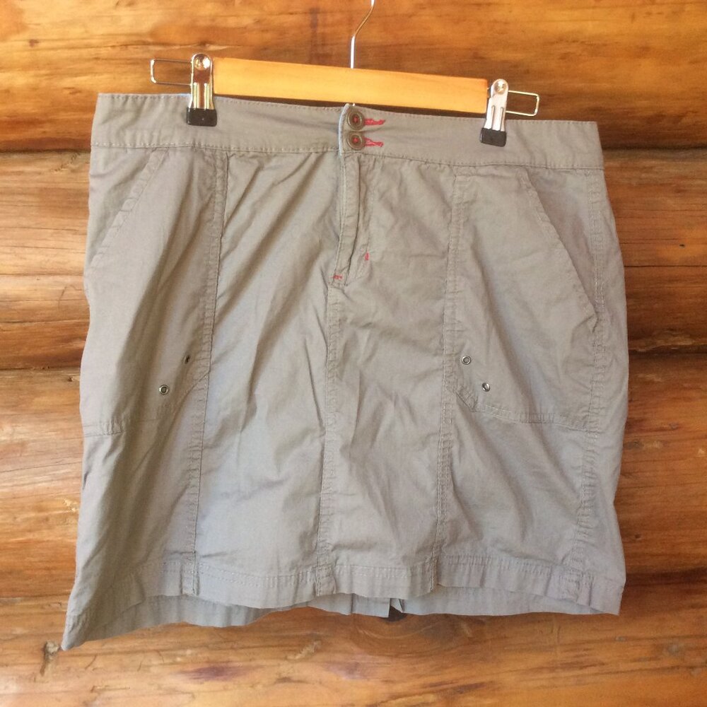 dash Jennifer Khaki Activewear Skort Size Medium
